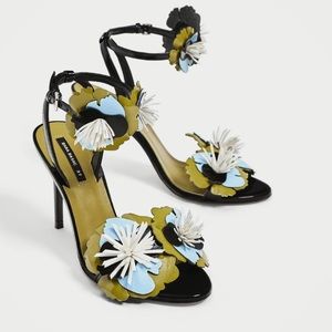 NWT ZARA HIGH HEEL SANDAL W/FLORAL DETAIL SIZE 7.5